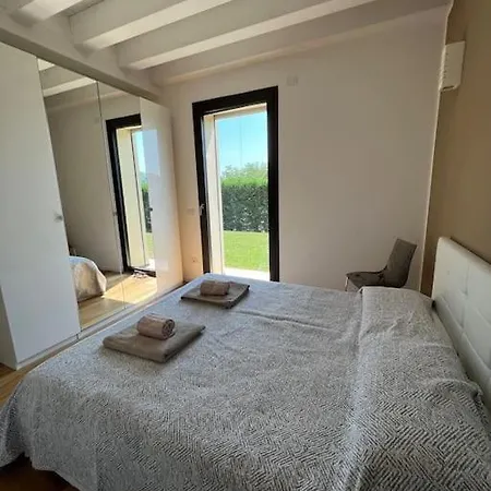 Traumvilla In Den Hugeln Von Garda شقة *